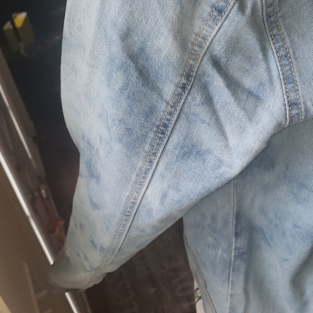 Jean Jacket - Picture 3 of 5